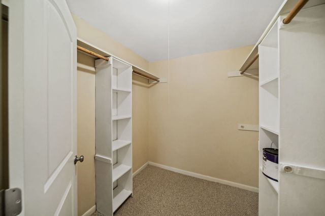 1065 Valley Lane 208, Hoffman Estates, IL 60169