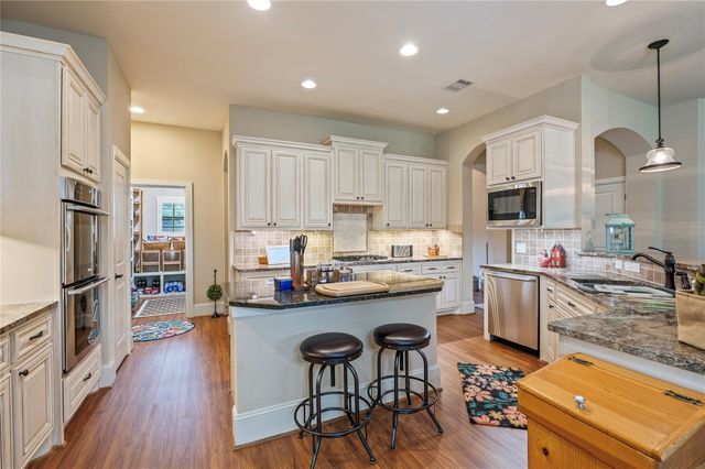 17126 Hamill Drive, Rosharon, TX 77583