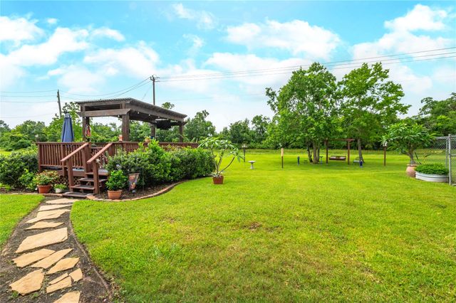 17126 Hamill Drive, Rosharon, TX 77583