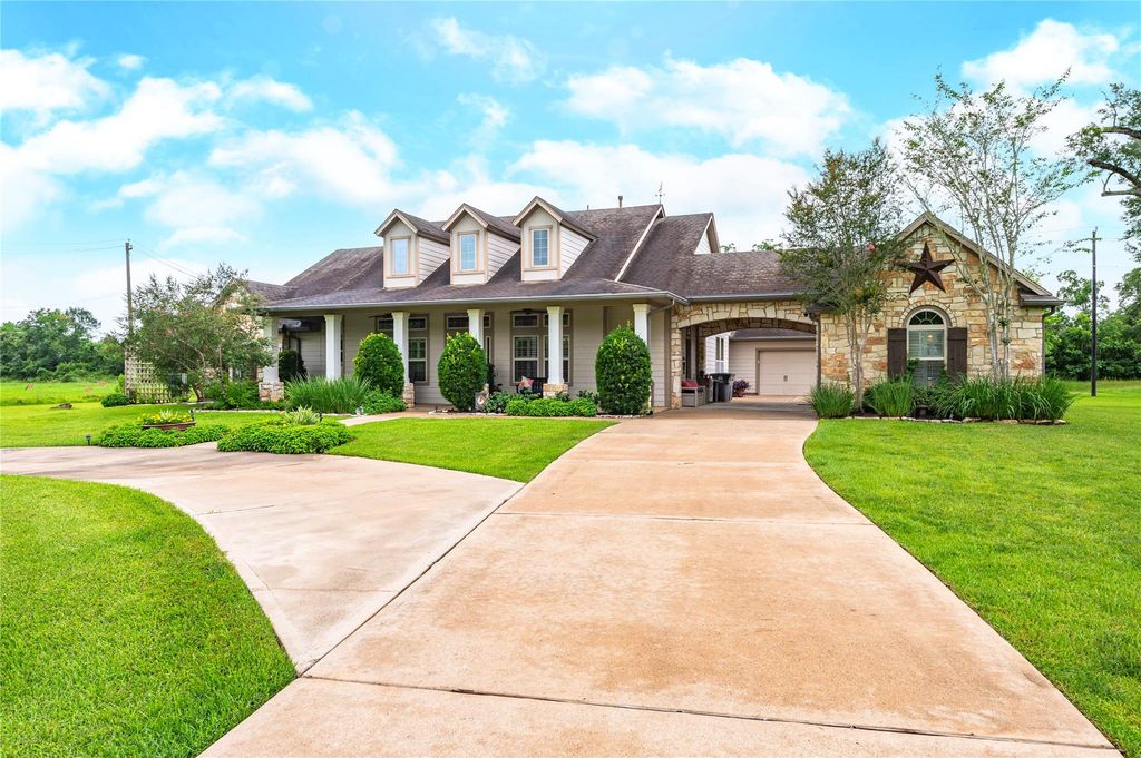 17126 Hamill Drive, Rosharon, TX 77583