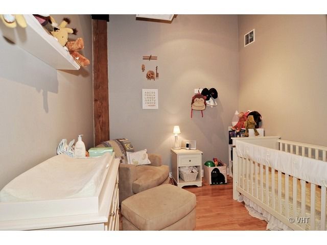 770 W Gladys Avenue 304, Chicago, IL 60661