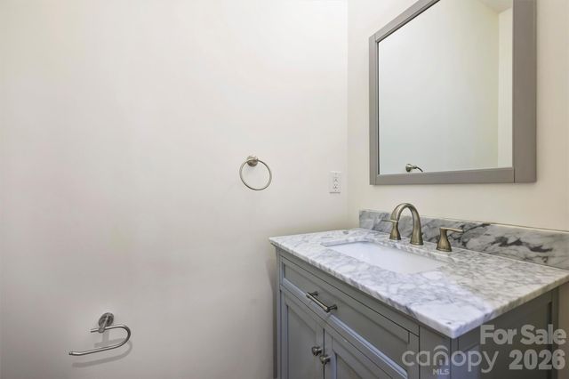 3039 Florida Avenue, Charlotte, NC 28205