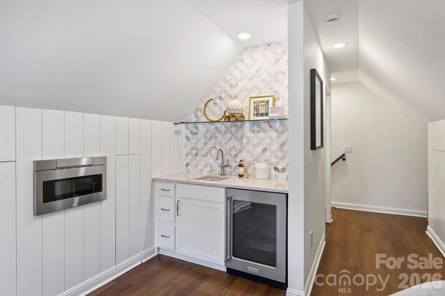 3039 Florida Avenue, Charlotte, NC 28205