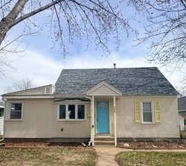208 5th Avenue SE, Osseo, MN 55369