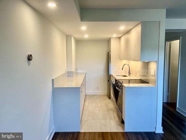 3101 New Mexico Ave NW Apt 552, Washington, DC 20016