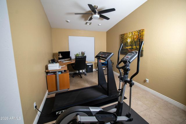 1717 E BEAUTIFUL Lane, Phoenix, AZ 85042