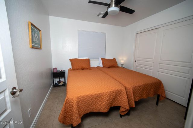 1717 E BEAUTIFUL Lane, Phoenix, AZ 85042