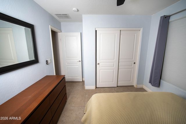 1717 E BEAUTIFUL Lane, Phoenix, AZ 85042