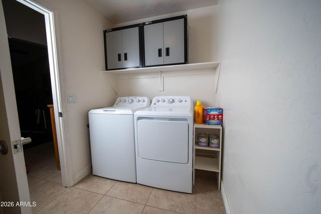 1717 E BEAUTIFUL Lane, Phoenix, AZ 85042