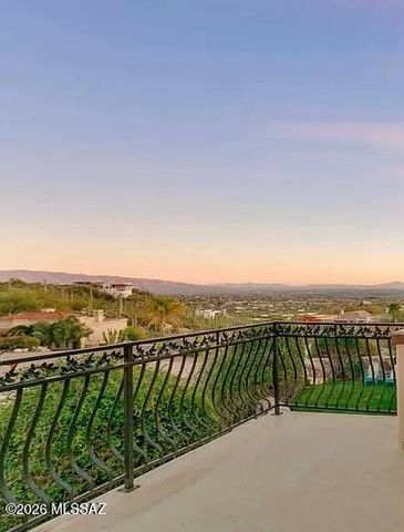 3915 E Playa De Coronado, Tucson, AZ 85718