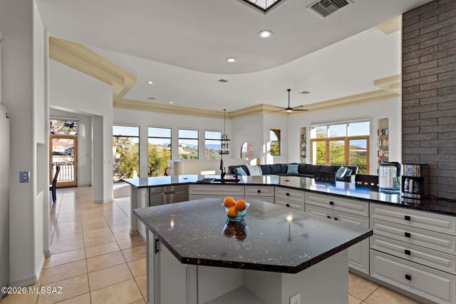 3915 E Playa De Coronado, Tucson, AZ 85718