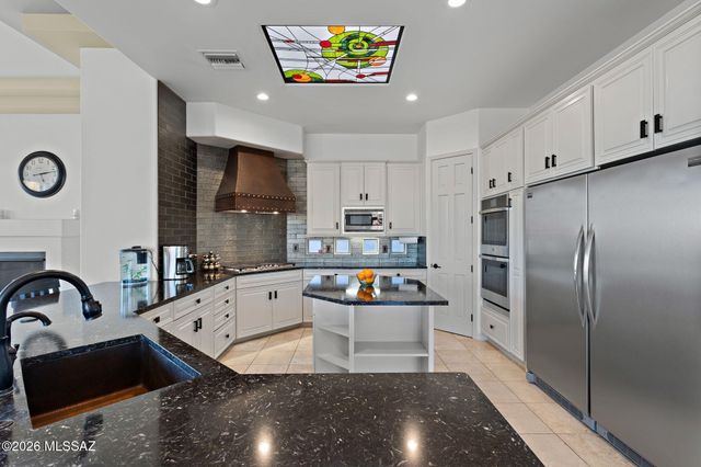 3915 E Playa De Coronado, Tucson, AZ 85718