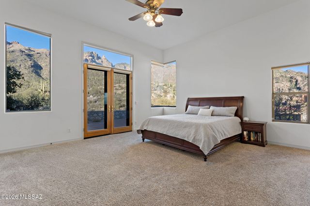 3915 E Playa De Coronado, Tucson, AZ 85718