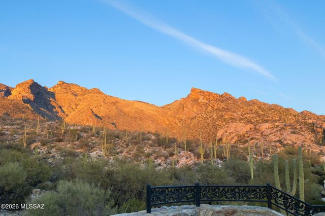 3915 E Playa De Coronado, Tucson, AZ 85718