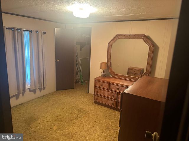 1 CLUBHOUSE, Quakertown, PA 18951