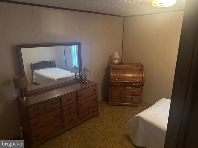 1 CLUBHOUSE, Quakertown, PA 18951