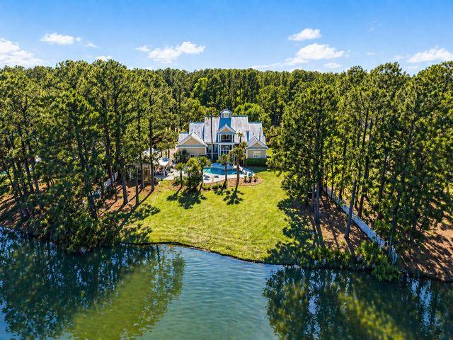1833 Shell Ring Circle, Mount Pleasant, SC 29466