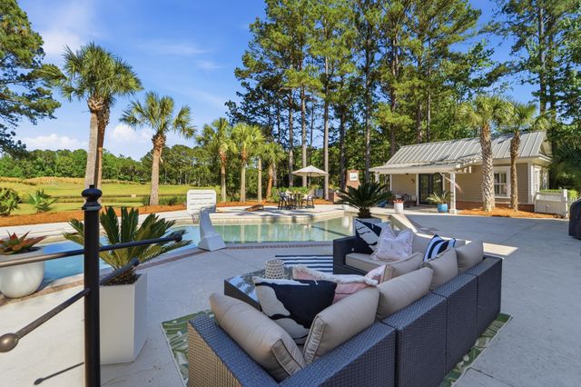 1833 Shell Ring Circle, Mount Pleasant, SC 29466