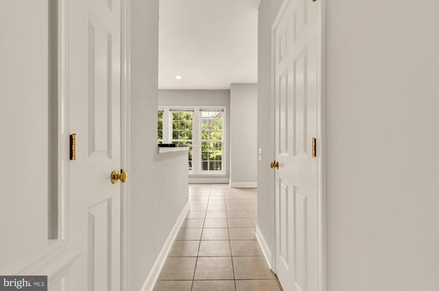 2513 BRONZE STONE PL, Herndon, VA 20171