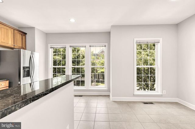 2513 BRONZE STONE PL, Herndon, VA 20171