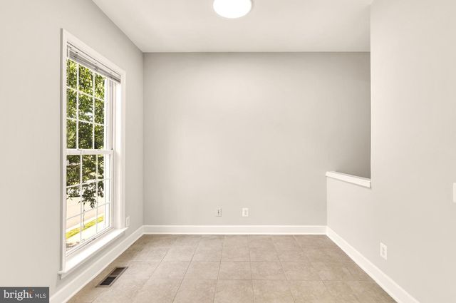2513 BRONZE STONE PL, Herndon, VA 20171