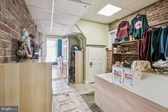 231-33 W COULTER ST, Philadelphia, PA 19144