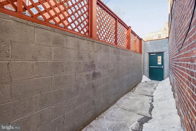 231-33 W COULTER ST, Philadelphia, PA 19144