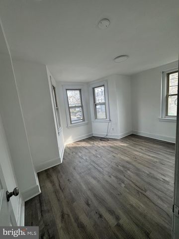 231-33 W COULTER ST, Philadelphia, PA 19144