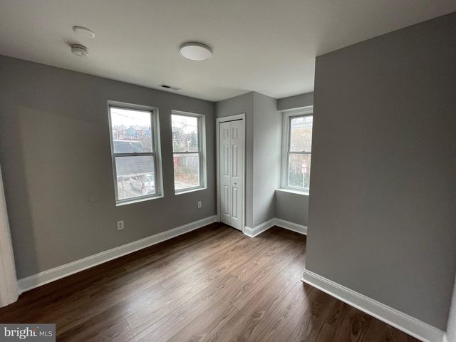 231-33 W COULTER ST, Philadelphia, PA 19144