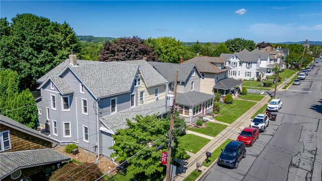621 Broad Street, Tatamy Boro, PA 18085