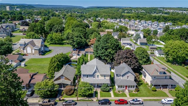 621 Broad Street, Tatamy Boro, PA 18085