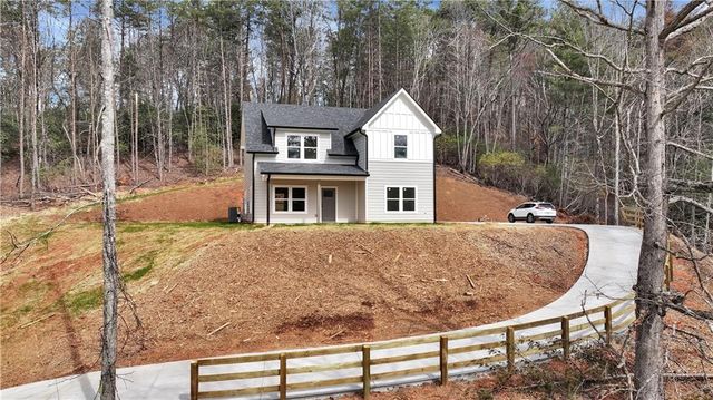 72 Chestatee Road, Cleveland, GA 30528