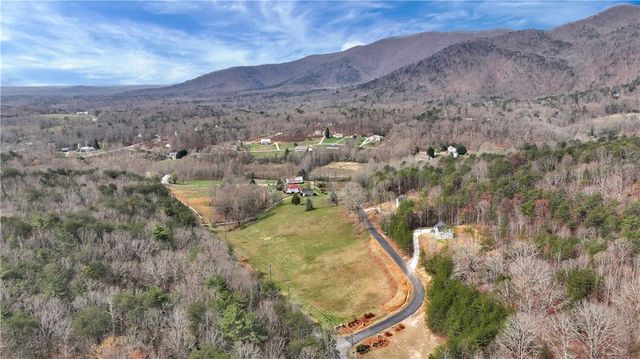 72 Chestatee Road, Cleveland, GA 30528