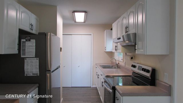 7417 Mackinaw Road, Bay City, MI 48706