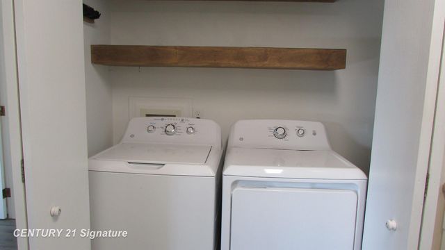 7417 Mackinaw Road, Bay City, MI 48706