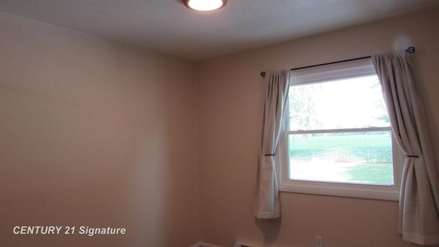 7417 Mackinaw Road, Bay City, MI 48706