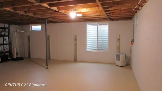 7417 Mackinaw Road, Bay City, MI 48706