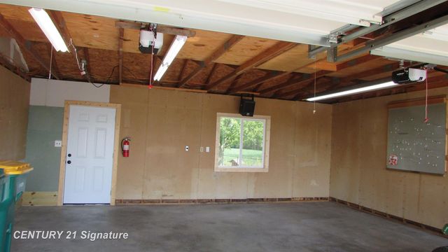 7417 Mackinaw Road, Bay City, MI 48706