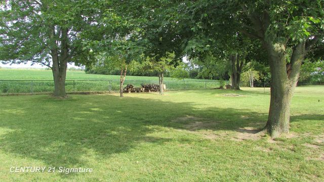 7417 Mackinaw Road, Bay City, MI 48706