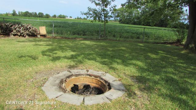 7417 Mackinaw Road, Bay City, MI 48706