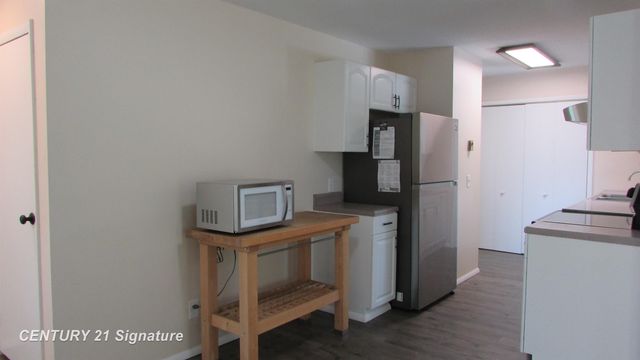 7417 Mackinaw Road, Bay City, MI 48706