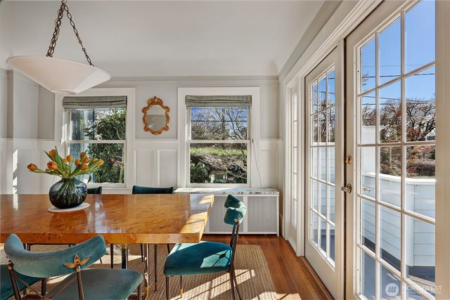 901 11th Avenue E, Seattle, WA 98102