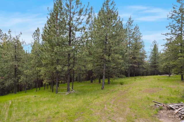 17534 E Off My Ln, Spokane, WA 99217