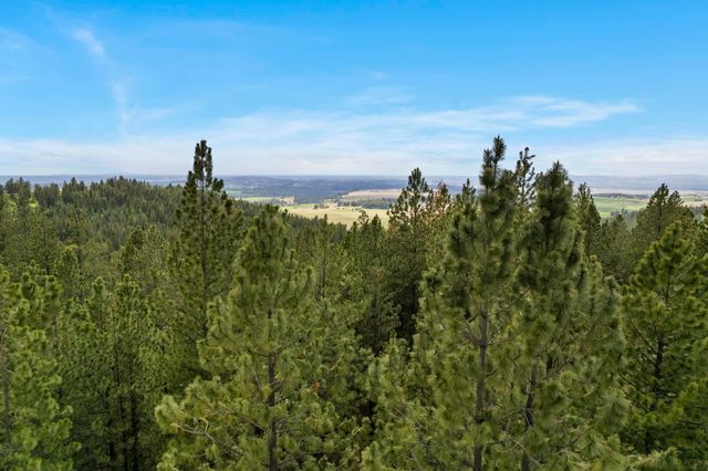 17534 E Off My Ln, Spokane, WA 99217