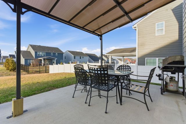 1505 Repton Rd, Smyrna, TN 37167