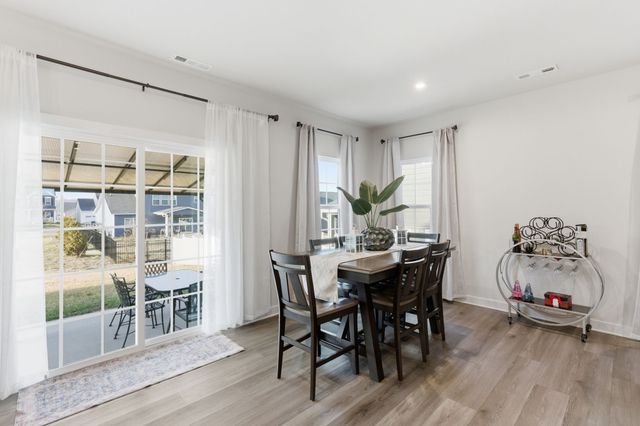 1505 Repton Rd, Smyrna, TN 37167