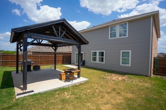 5408 Stone Meadow Lane, Fort Worth, TX 76179