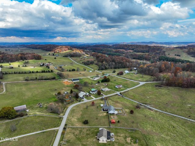 119 Good Road, Fall Branch, TN 37656