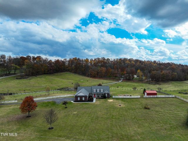 119 Good Road, Fall Branch, TN 37656