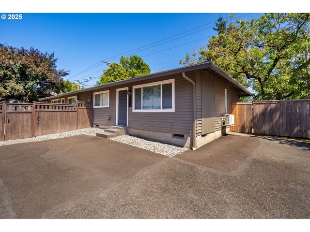 1200 W MCLOUGHLIN Blvd, Vancouver, WA 98660